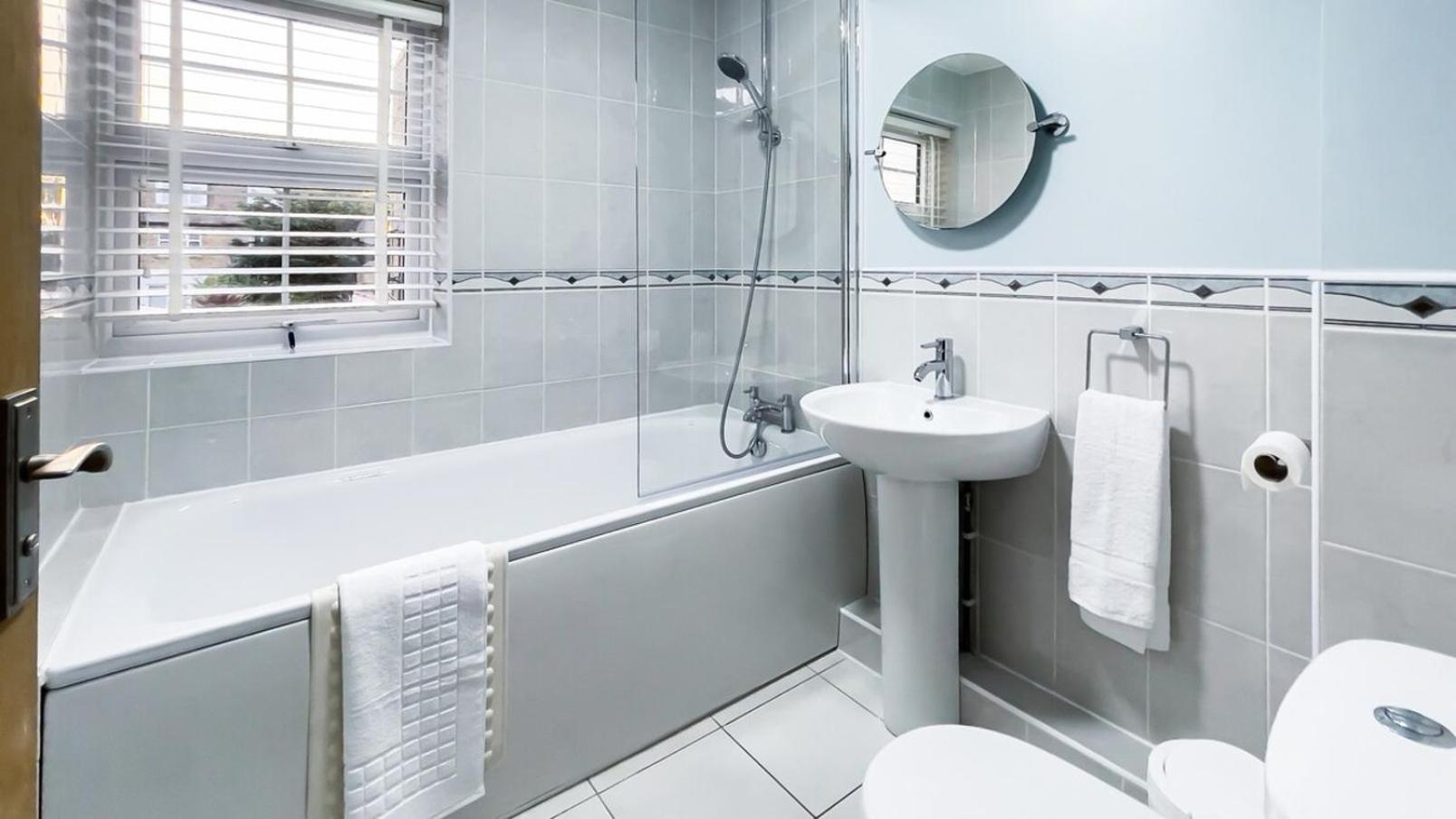 Stylish Margate Coastal Home & Parking By Adliv エクステリア 写真