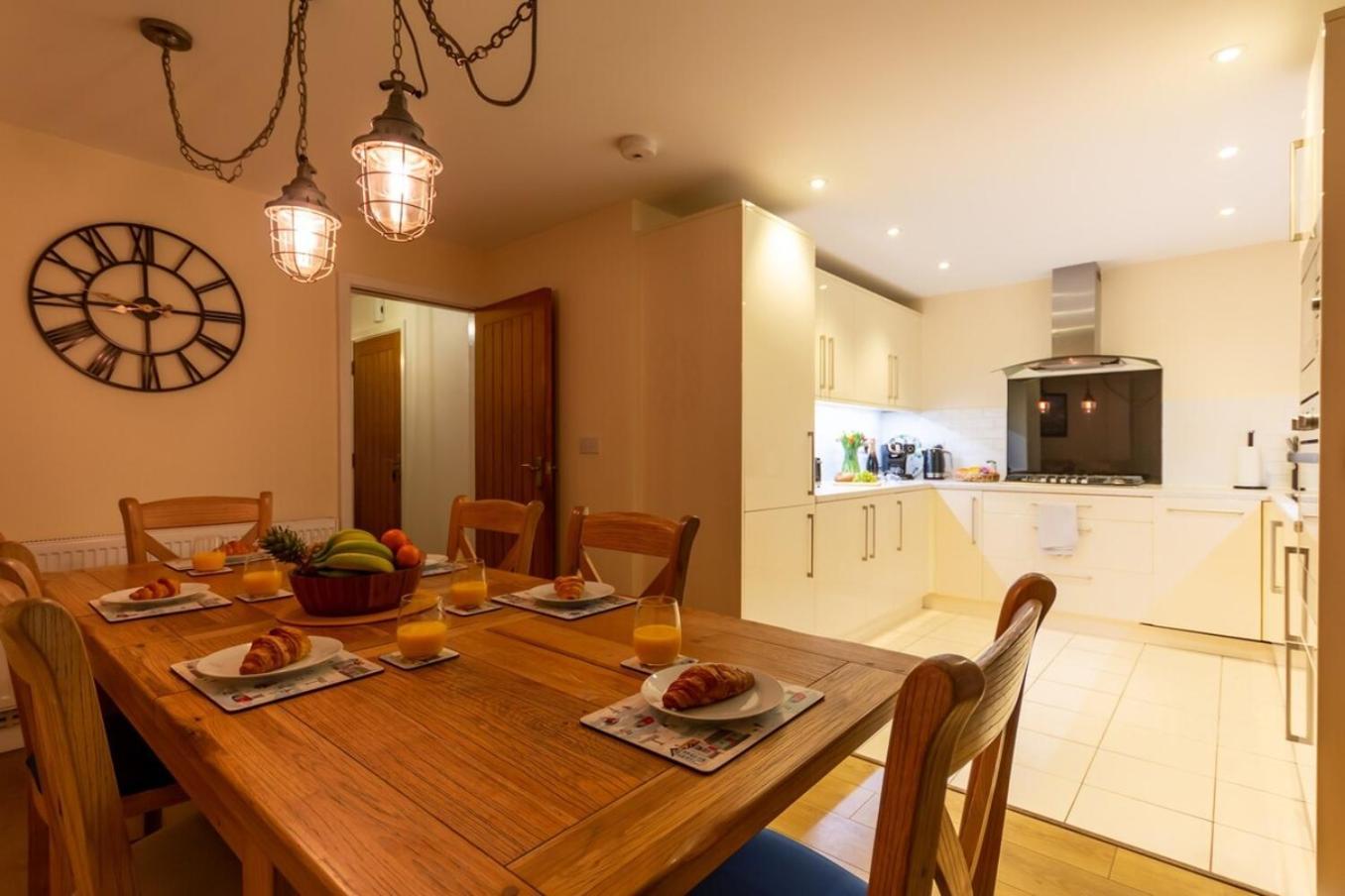 Stylish Margate Coastal Home & Parking By Adliv エクステリア 写真